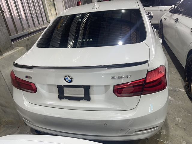 BMW寶馬 318I LUXURY  第4張相片
