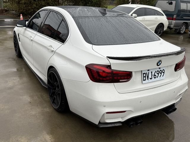 BMW寶馬 328I  第2張相片