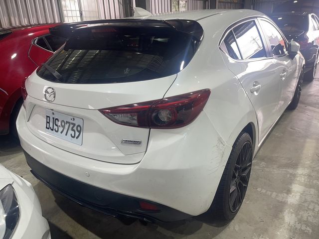MAZDA馬自達 MAZDA 3  第3張相片