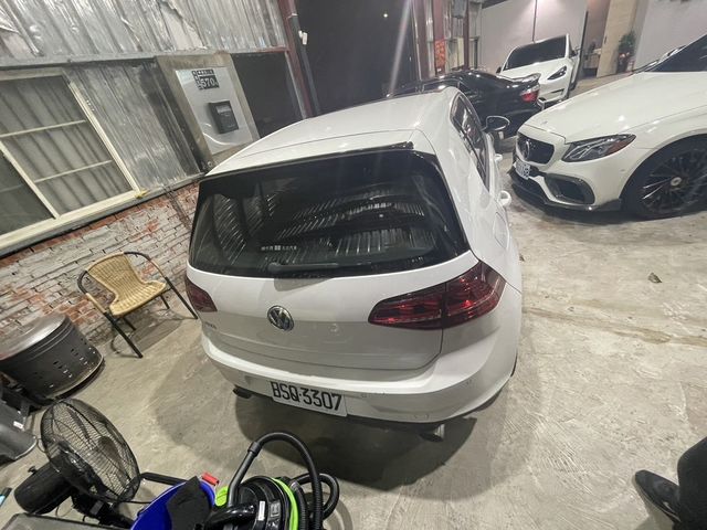 VOLKSWAGEN福斯 GOLF GTI  第7張相片