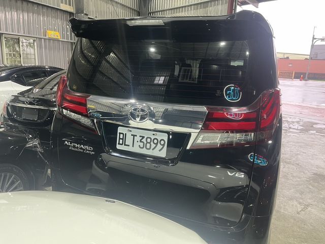 TOYOTA豐田 ALPHARD  第4張相片