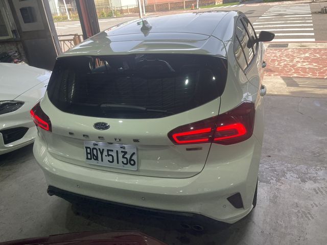 FORD福特 FOCUS ACTIVE  第4張相片
