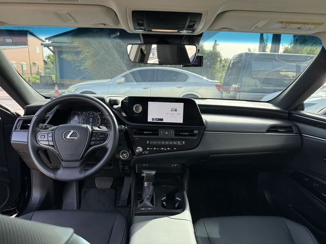 LEXUS凌志 ES200  第5張相片