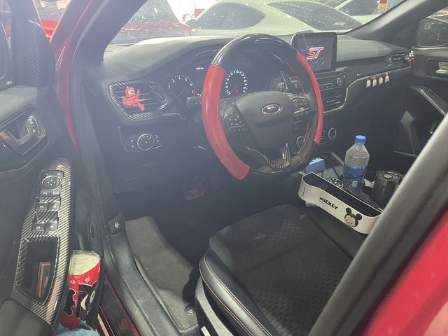 FORD福特 FOCUS  第6張相片