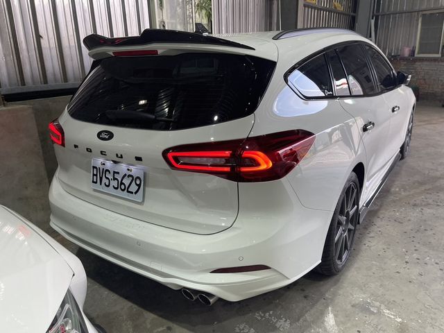 FORD福特 FOCUS WAGON  第2張相片