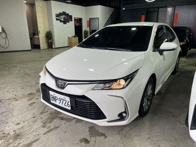 TOYOTA豐田 ALTIS  第1張相片