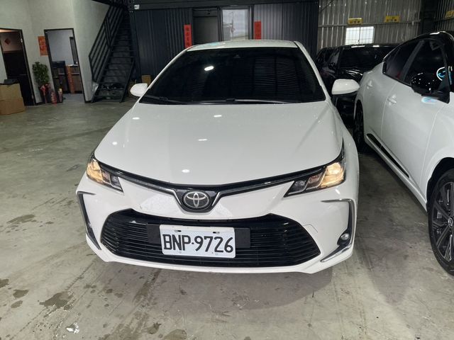 TOYOTA豐田 ALTIS  第3張相片