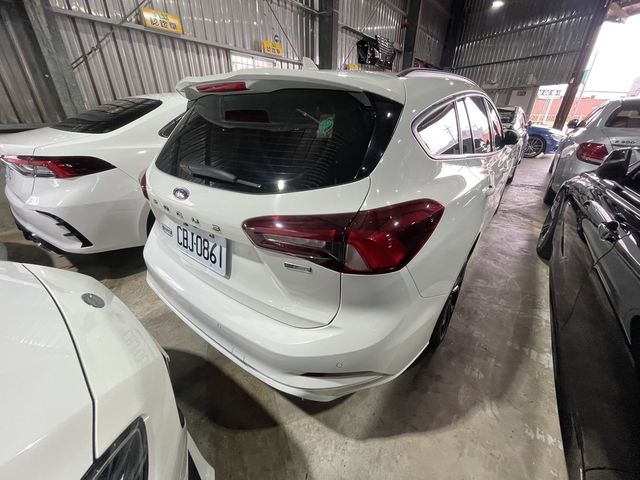 FORD福特 FOCUS WAGON  第2張相片