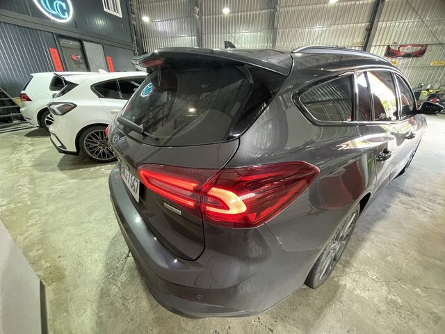 FORD福特 FOCUS WAGON  第2張相片