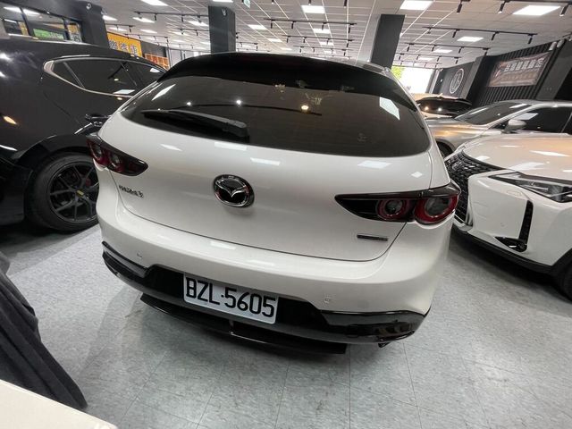 MAZDA馬自達 MAZDA 3  第4張相片