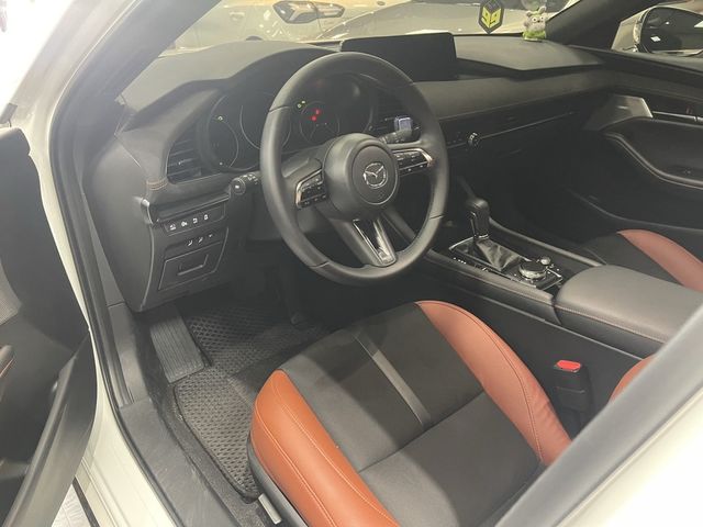 MAZDA馬自達 MAZDA 3  第5張相片