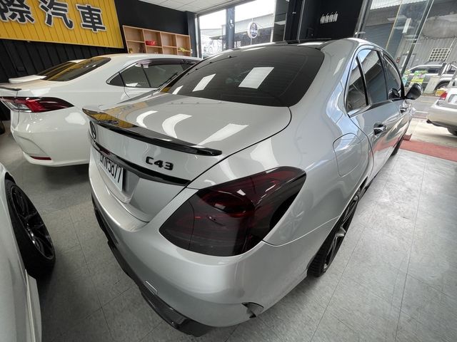 M-BENZ賓士 C300  第4張相片