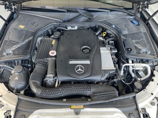 M-BENZ賓士 C300 COUPE  第6張相片