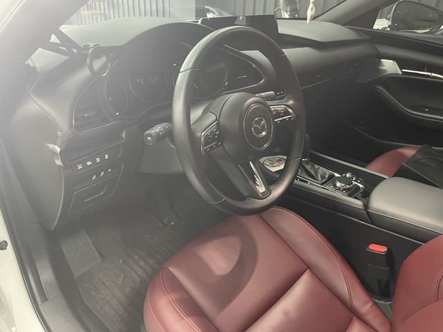 MAZDA馬自達 MAZDA 3  第5張相片