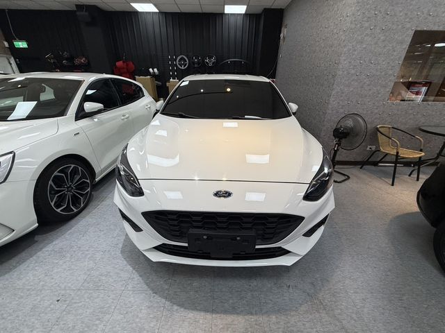FORD福特 FOCUS  第3張相片