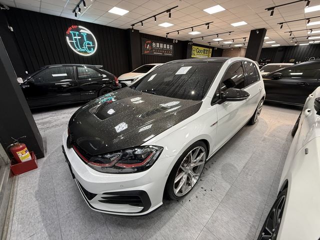 VOLKSWAGEN福斯 GOLF GTI  第1張相片