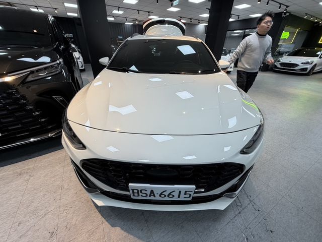 FORD福特 FOCUS WAGON  第3張相片