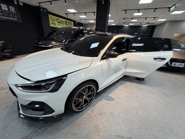 FORD福特 FOCUS WAGON  第1張相片