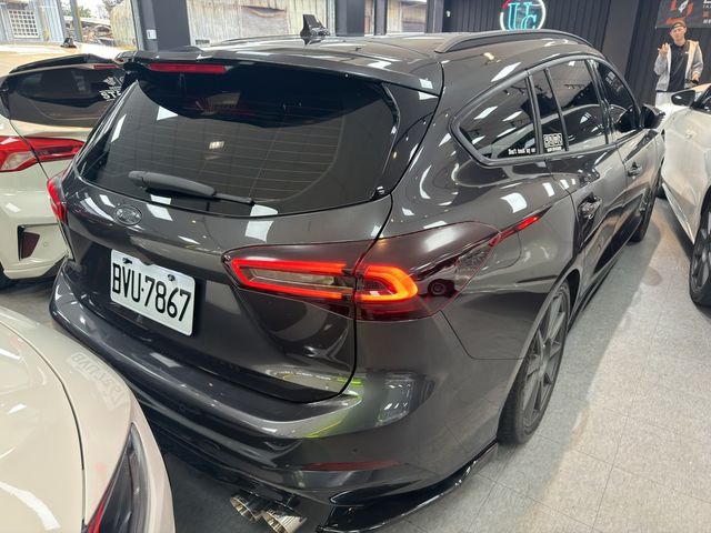 FORD福特 FOCUS WAGON  第2張相片