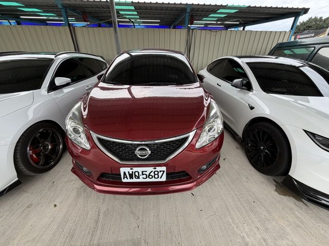 NISSAN日產 TIIDA  第3張相片
