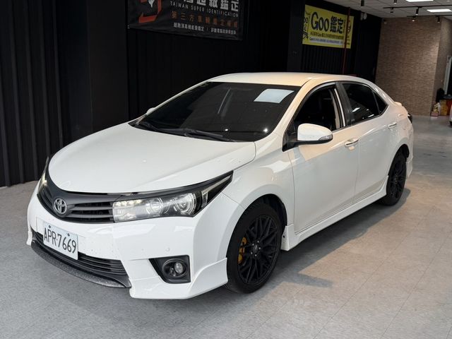 TOYOTA豐田 ALTIS  第1張相片