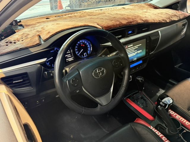TOYOTA豐田 ALTIS  第5張相片