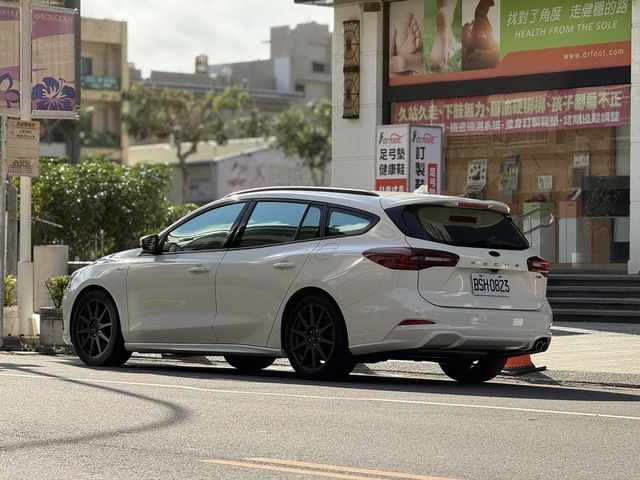 FORD福特 FOCUS WAGON  第2張相片