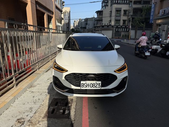 FORD福特 FOCUS WAGON  第3張相片