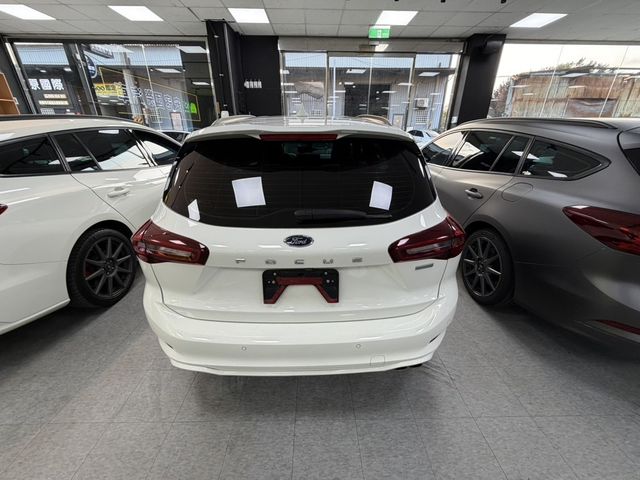 FORD福特 FOCUS WAGON  第4張相片