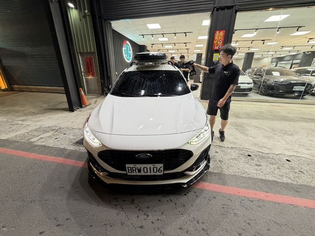 FORD福特 FOCUS WAGON  第3張相片