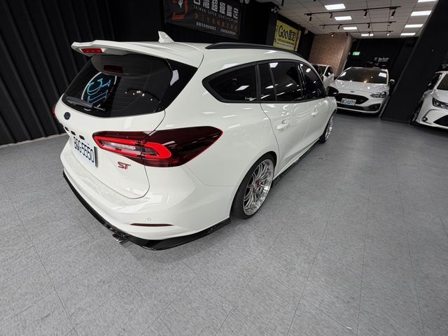 FORD福特 FOCUS WAGON  第2張相片