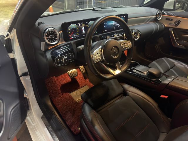 M-BENZ賓士 CLA250 4MATIC  第5張相片