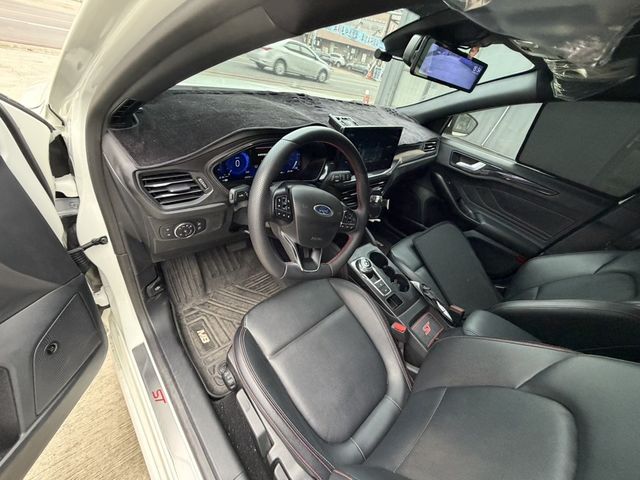 FORD福特 FOCUS WAGON  第5張相片