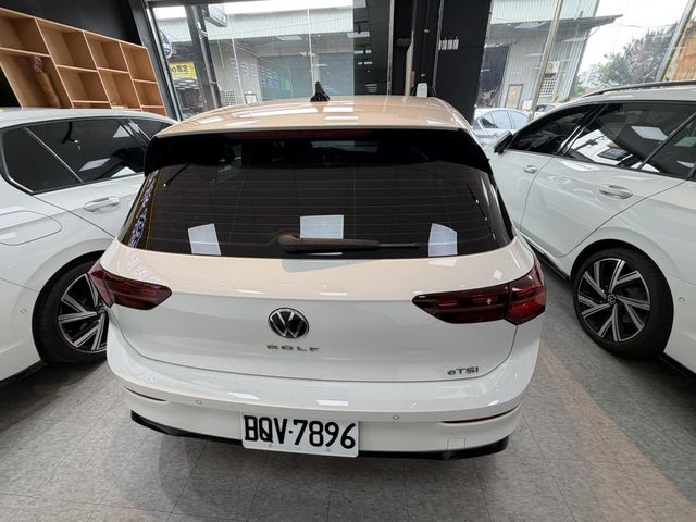 VOLKSWAGEN福斯 GOLF  第4張相片