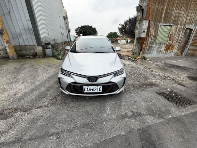 TOYOTA豐田 COROLLA ALTIS HYBRID  第3張相片