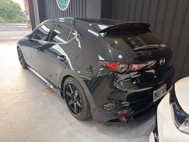 MAZDA馬自達 MAZDA 3  第2張相片