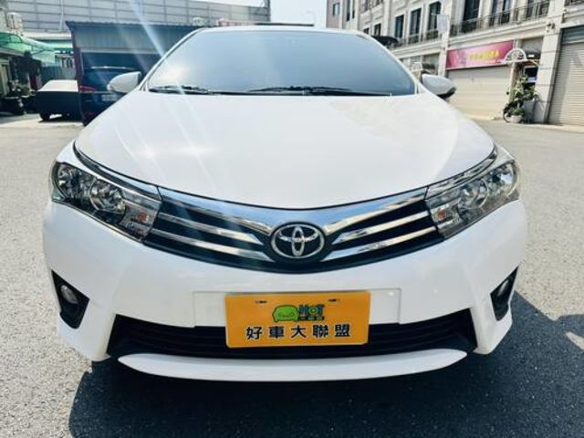 TOYOTA豐田 ALTIS  第3張相片