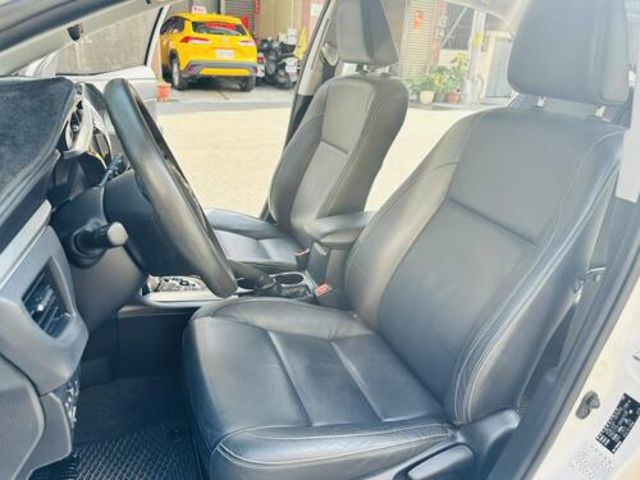 TOYOTA豐田 ALTIS  第11張相片