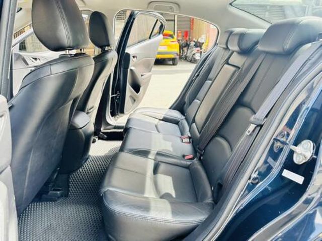 MAZDA馬自達 MAZDA 3  第11張相片