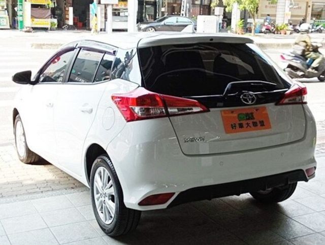 TOYOTA豐田 YARIS  第2張相片