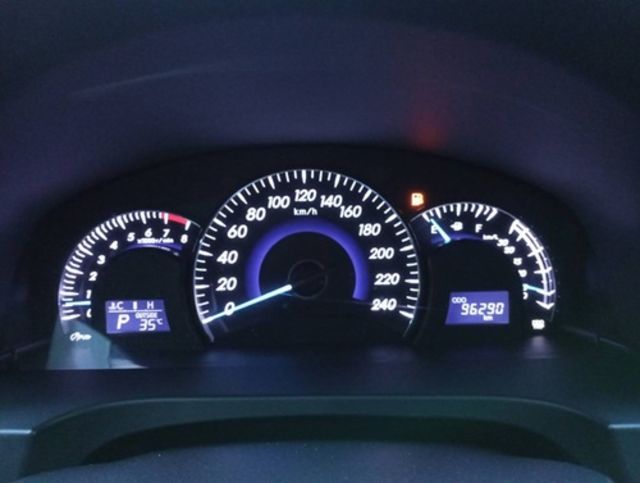 TOYOTA豐田 CAMRY  第7張相片