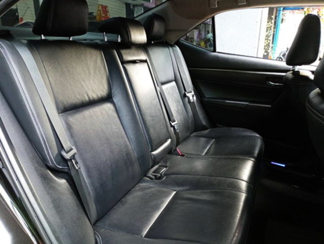 TOYOTA豐田 ALTIS  第6張相片