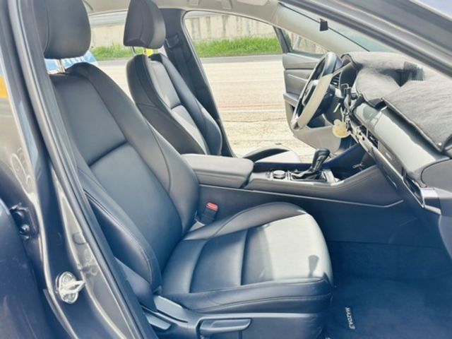 MAZDA馬自達 MAZDA 3  第17張相片