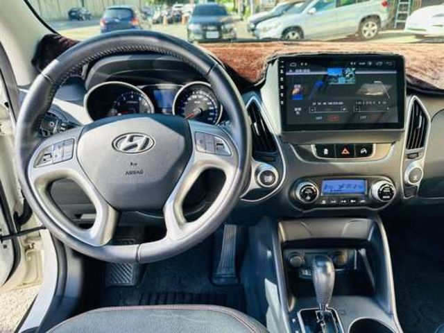 HYUNDAI現代 IX35  第3張相片