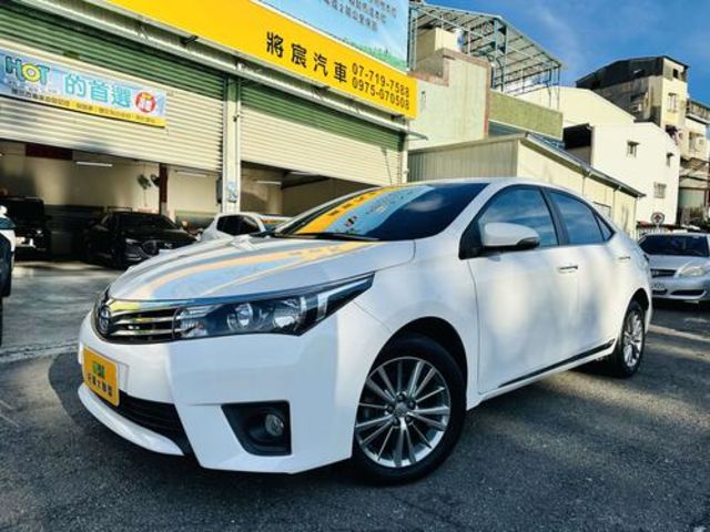 TOYOTA豐田 ALTIS  第1張相片