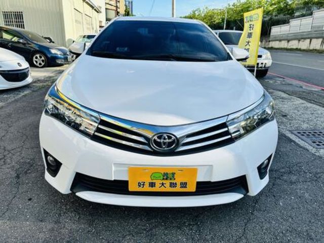 TOYOTA豐田 ALTIS  第3張相片