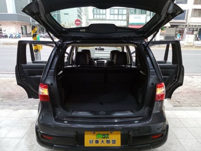 NISSAN日產 LIVINA  第5張相片