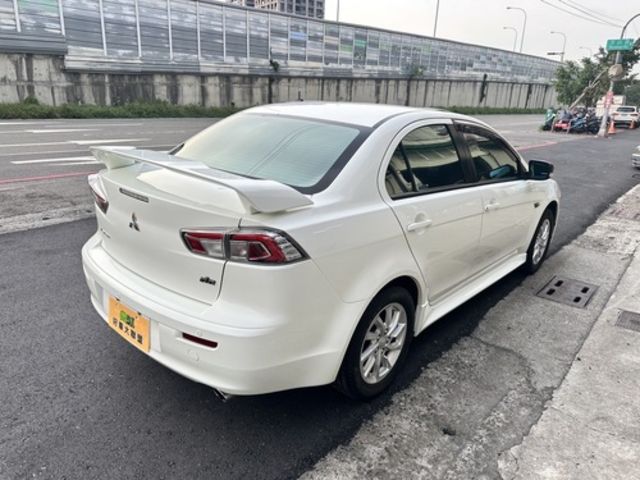 MITSUBISHI三菱 LANCER IO  第2張相片
