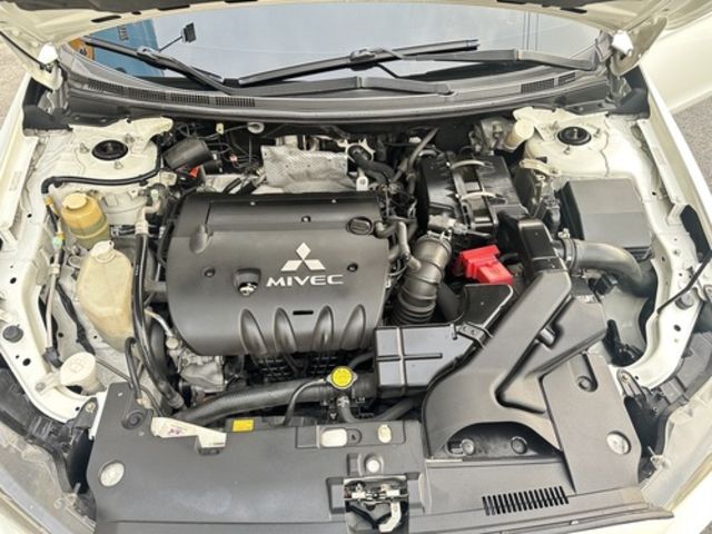 MITSUBISHI三菱 LANCER IO  第6張相片