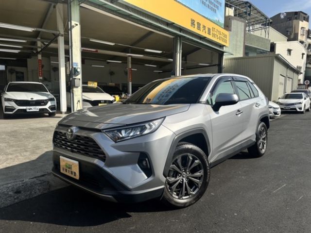 TOYOTA豐田 RAV4  第1張相片